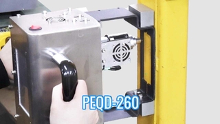 การควบคุมหน้าจอสัมผัส LCD แบตเตอรี่มือถือแบบพกพาไฟฟ้า Dot Pin Marking Machine PEQD-260