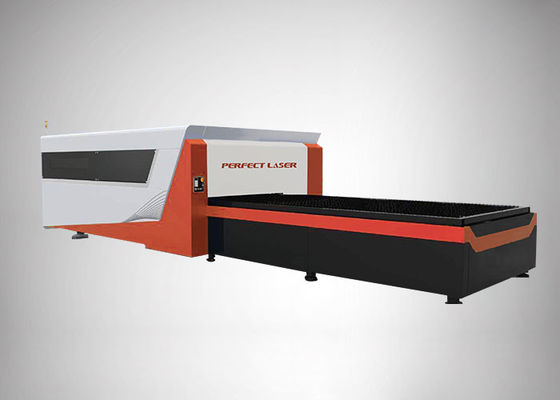 เครื่องตัดเลเซอร์ไฟเบอร์โลหะ CNC ความเร็วสูง Raycus / Max / IPG พร้อมแพลตฟอร์มแลกเปลี่ยน